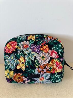 Vera Bradley cosmetic bag